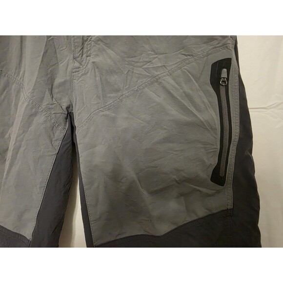 REI Grey and Black Nylon Shorts Hiking Camping Outdoors Men’s 36 - Picture 3 of 5